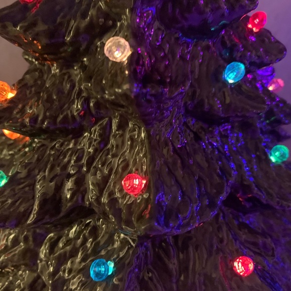 Nowell 14” Christmas tree olive green bronze base - Picture 6 of 12